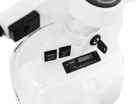 Skuter Vespa elektryczny dla dzieci Biały + Kółka pomocnicze + Audio + Ekoskóra + EVA + Wolny Start Skuter Vespa elektryczny dla dzieci Biały + Kółka pomocnicze + Audio + Ekoskóra + EVA + Wolny Start